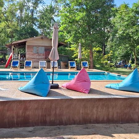 Pana Long Beach Resort - Sha Plus 란타섬 외부 사진