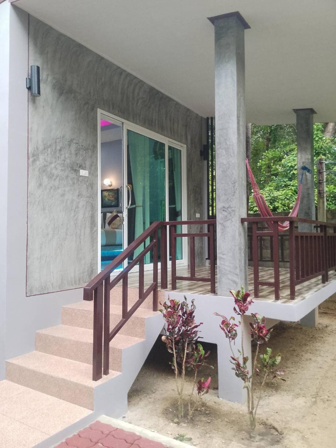 Pana Long Beach Resort - Sha Plus 란타섬 외부 사진