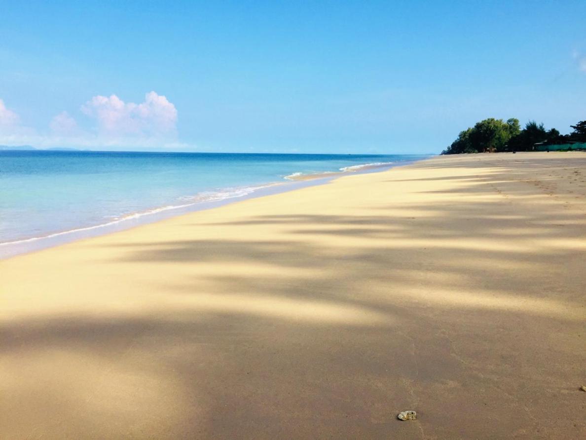 Pana Long Beach Resort - Sha Plus 란타섬 외부 사진